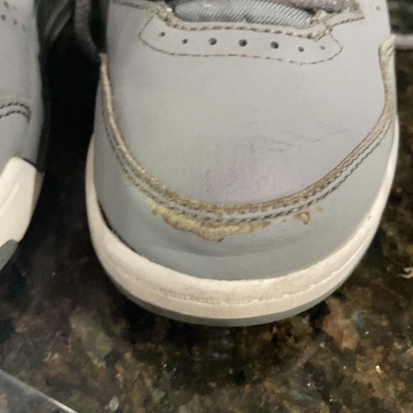 Kids 11c Jordan’s - Picture 5 of 5